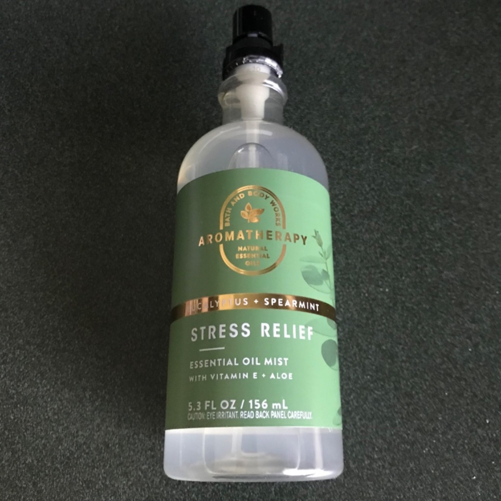 Bath & Body Works Aromatherapy Natural Essential Oils Eucalyptus + Spearmint - Picture 3 of 16